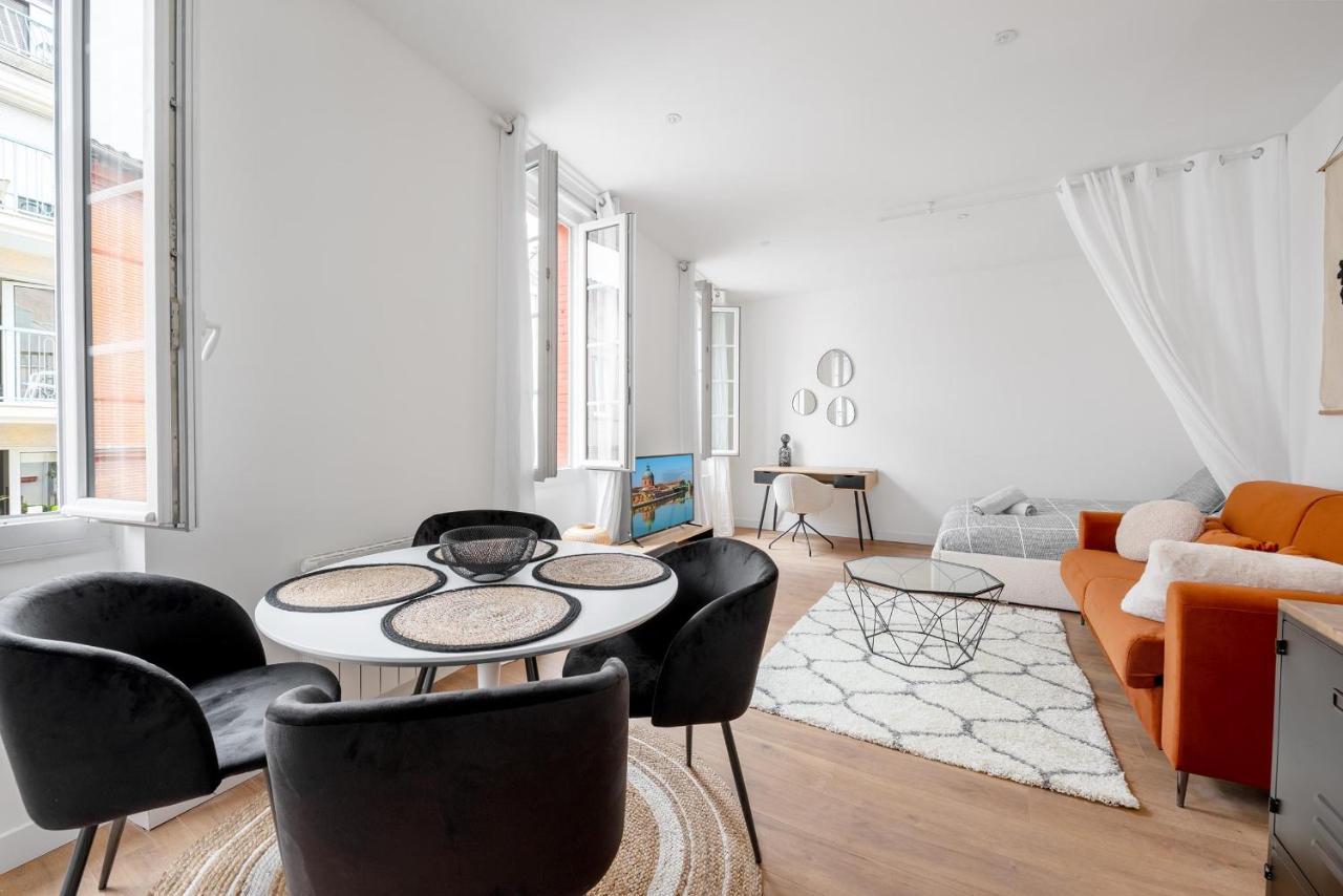 Appartement Moderne A 2 Pas De La Gare Tolosa Esterno foto