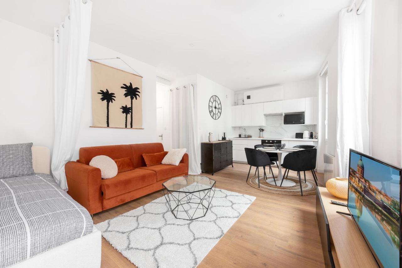 Appartement Moderne A 2 Pas De La Gare Tolosa Esterno foto